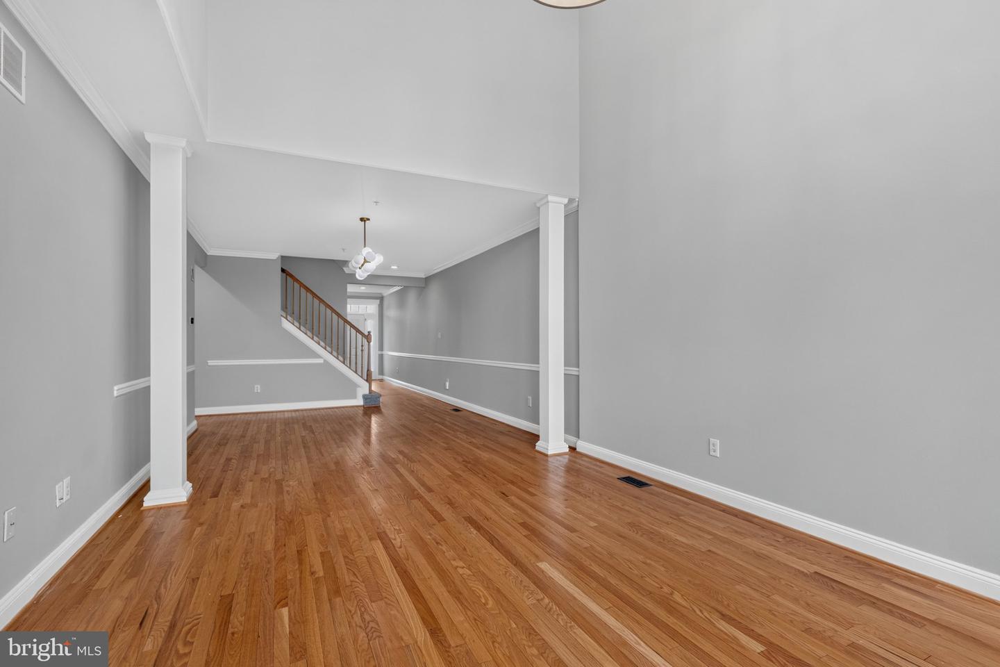 8702 Timber Oak Ln Property Photo 9