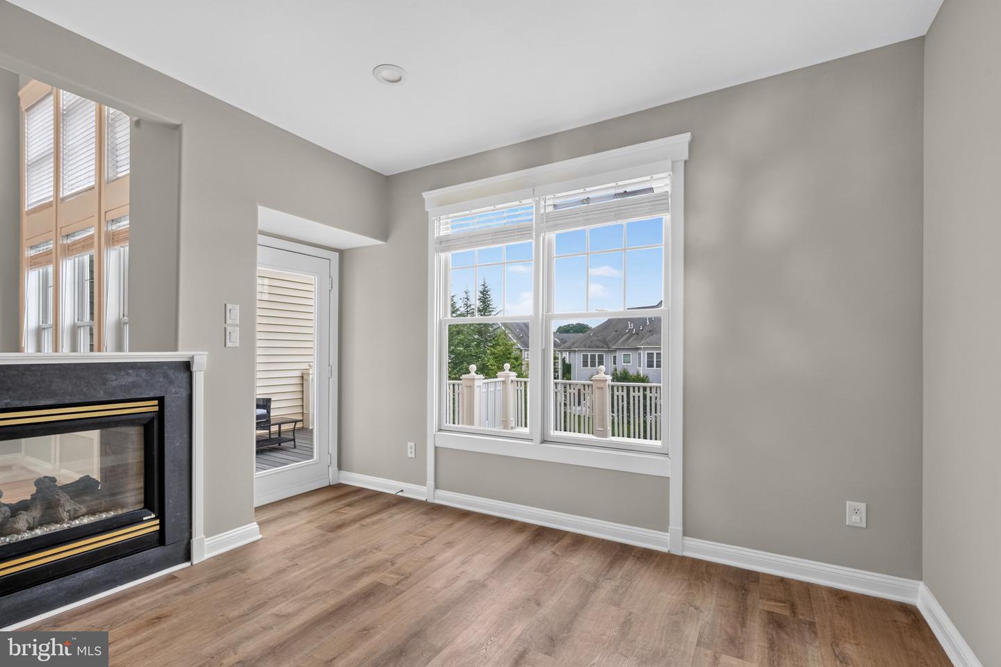 8702 Timber Oak Ln Property Photo 15