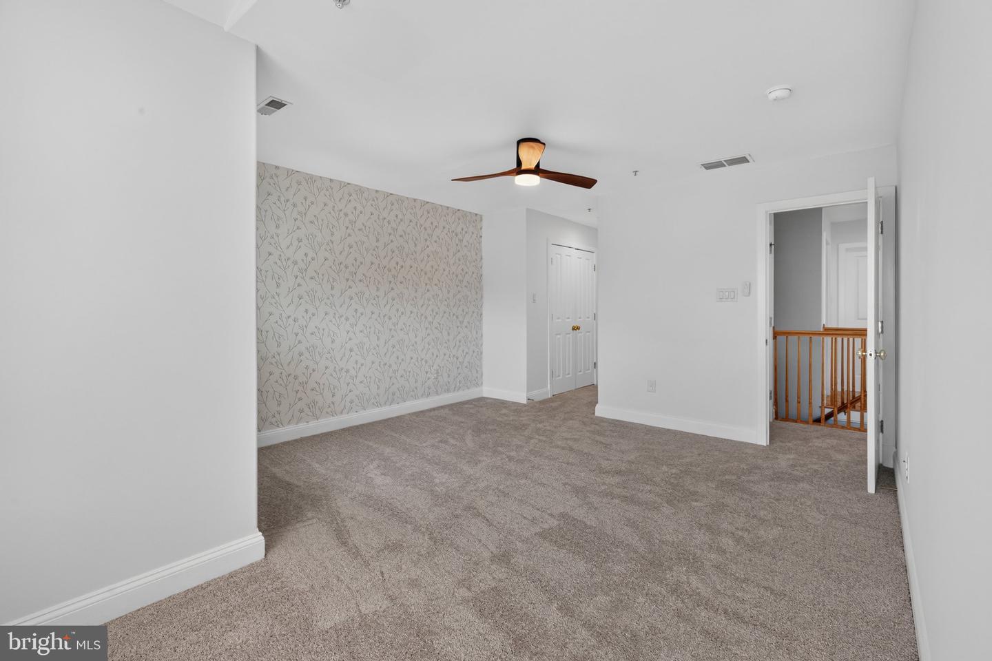 8702 Timber Oak Ln Property Photo 28