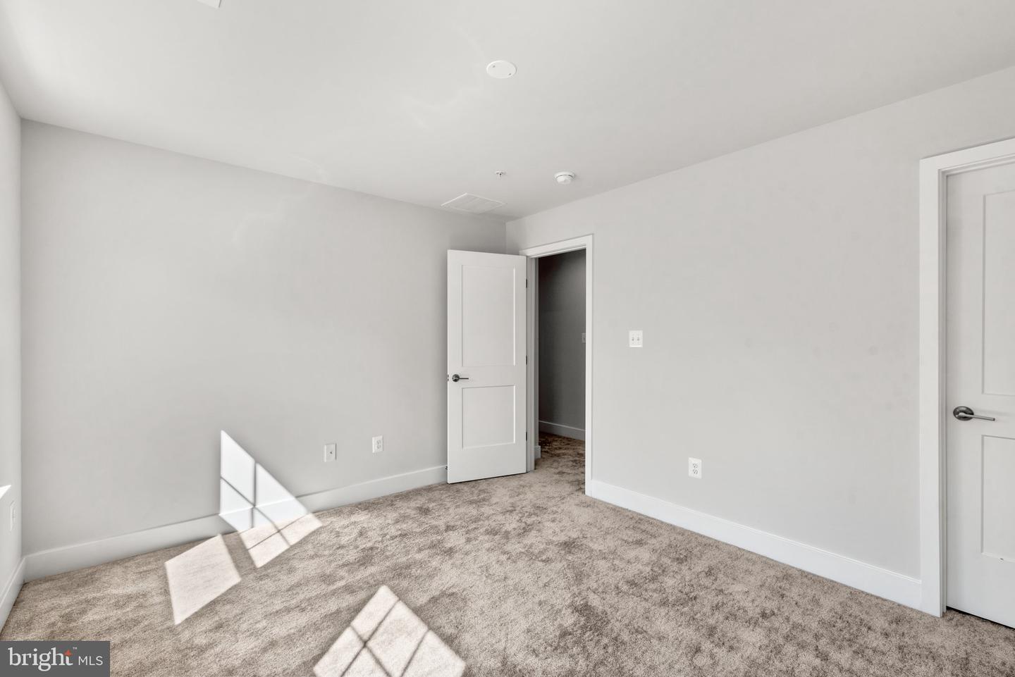 9344 Meredith Ave Property Photo 37
