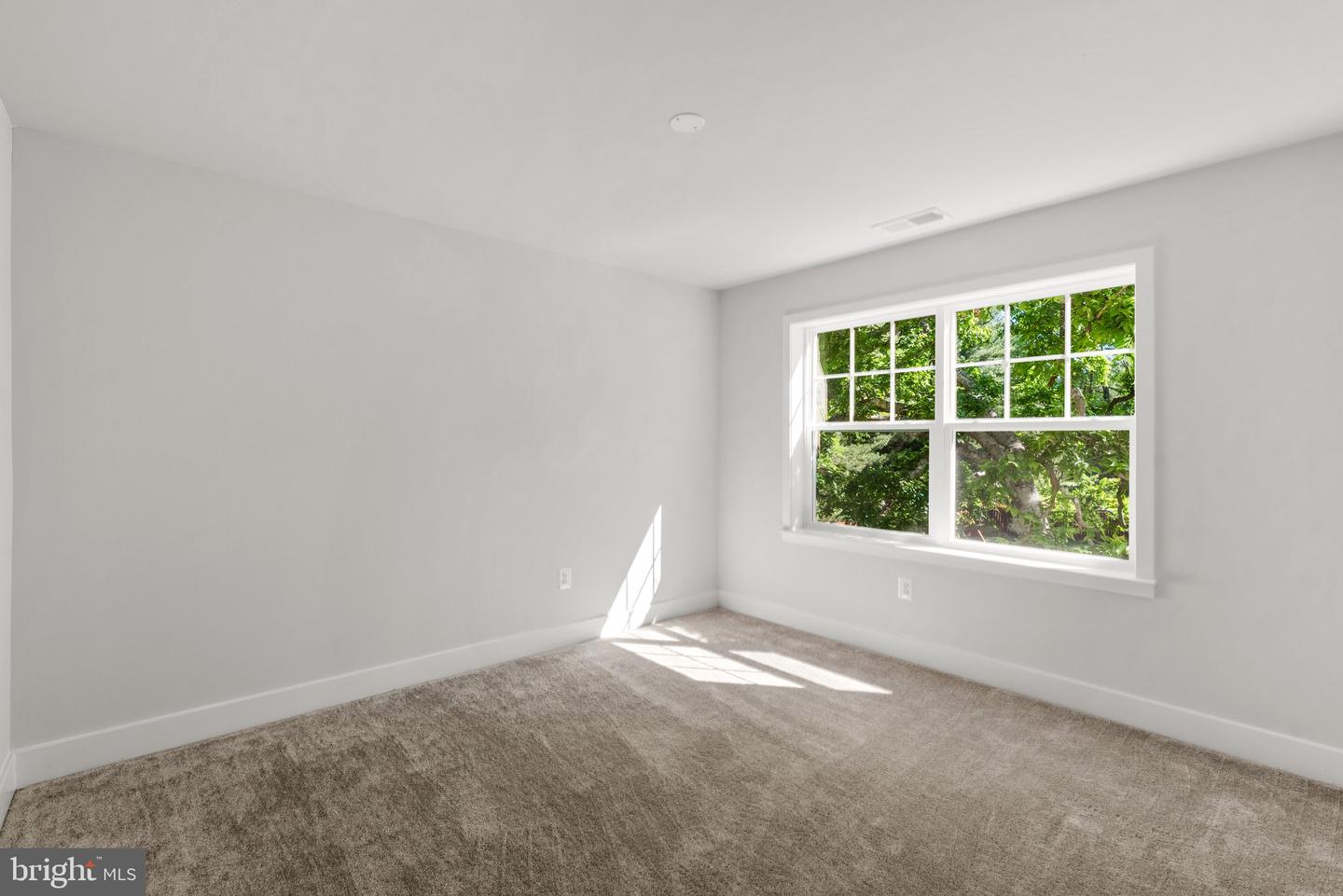 9344 Meredith Ave Property Photo 38