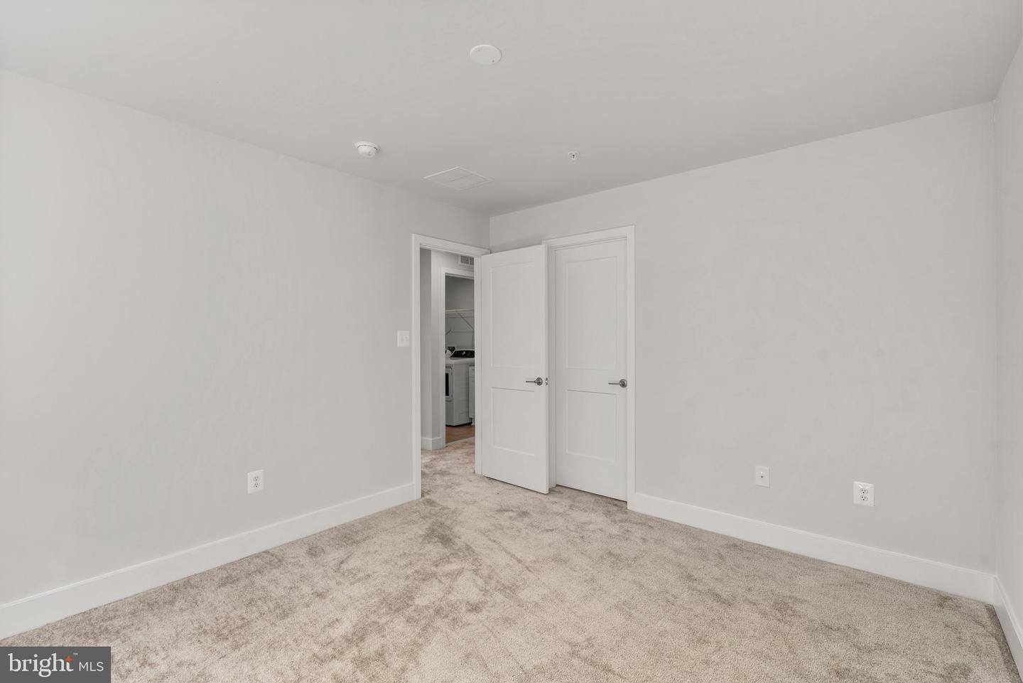 9344 Meredith Ave Property Photo 40