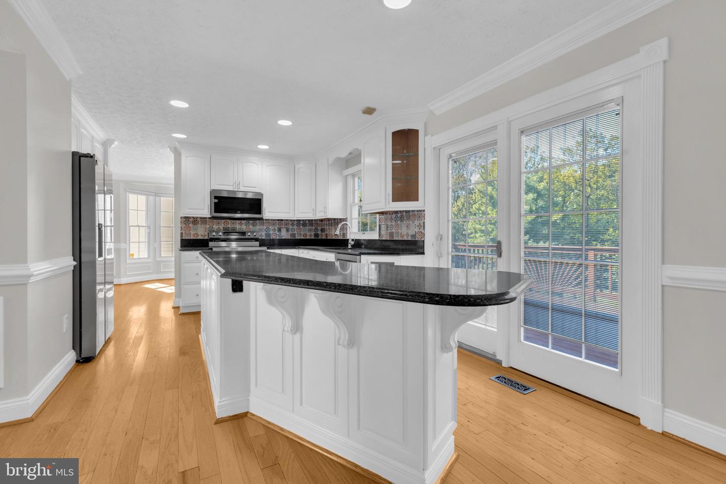 9392 Sewall Ave Property Photo 11