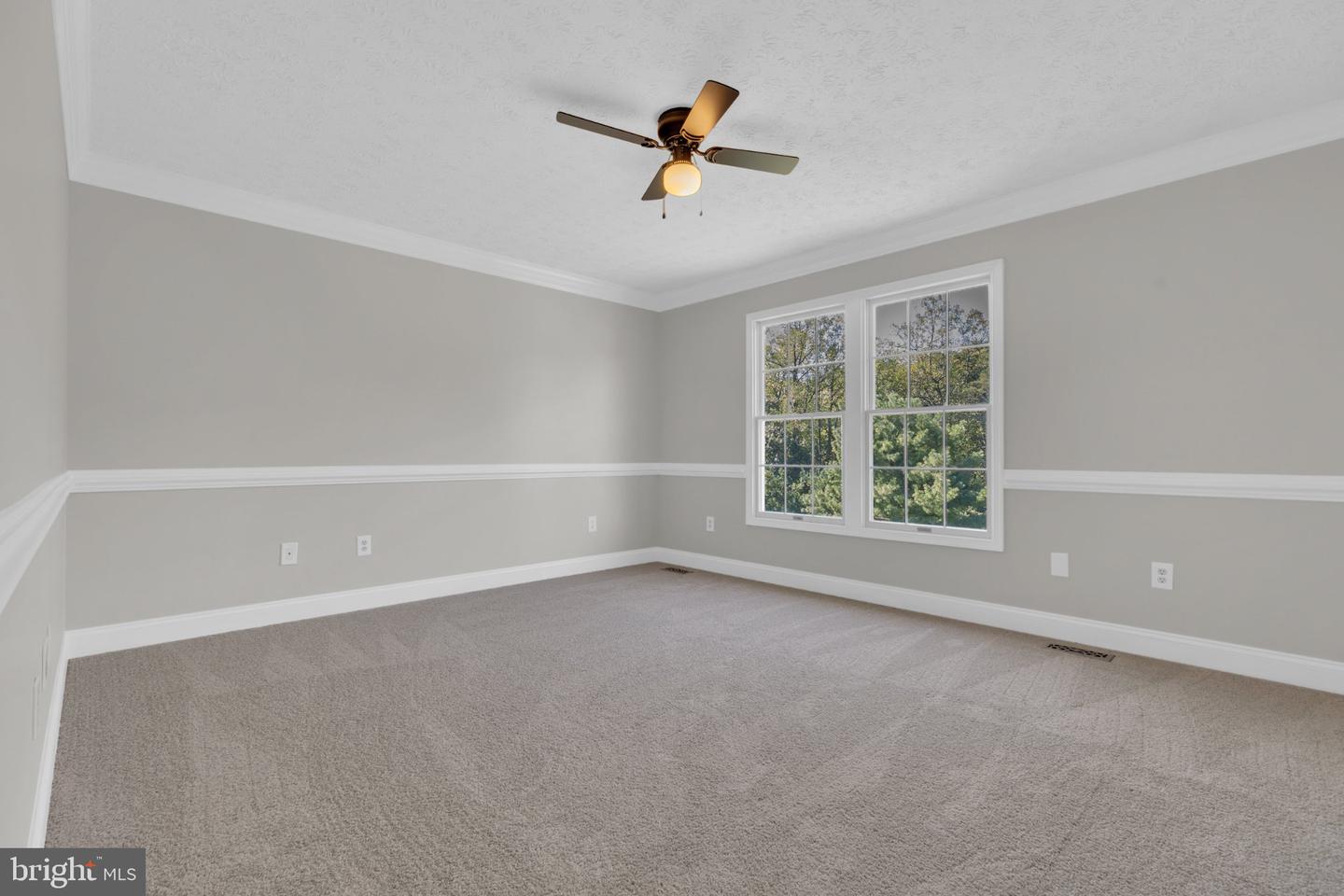9392 Sewall Ave Property Photo 15