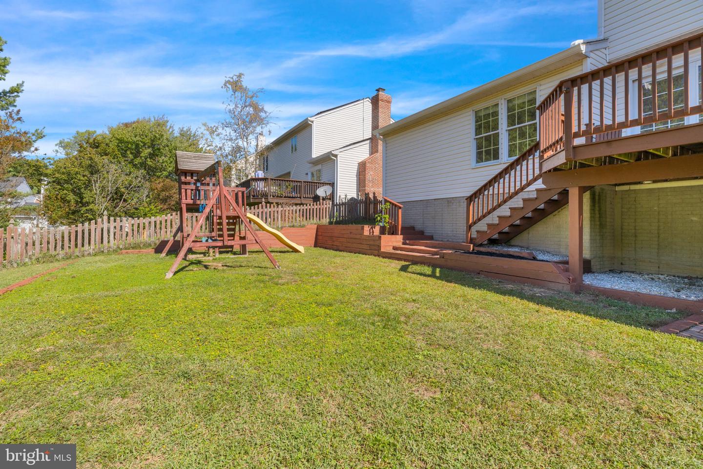 9392 Sewall Ave Property Photo 41