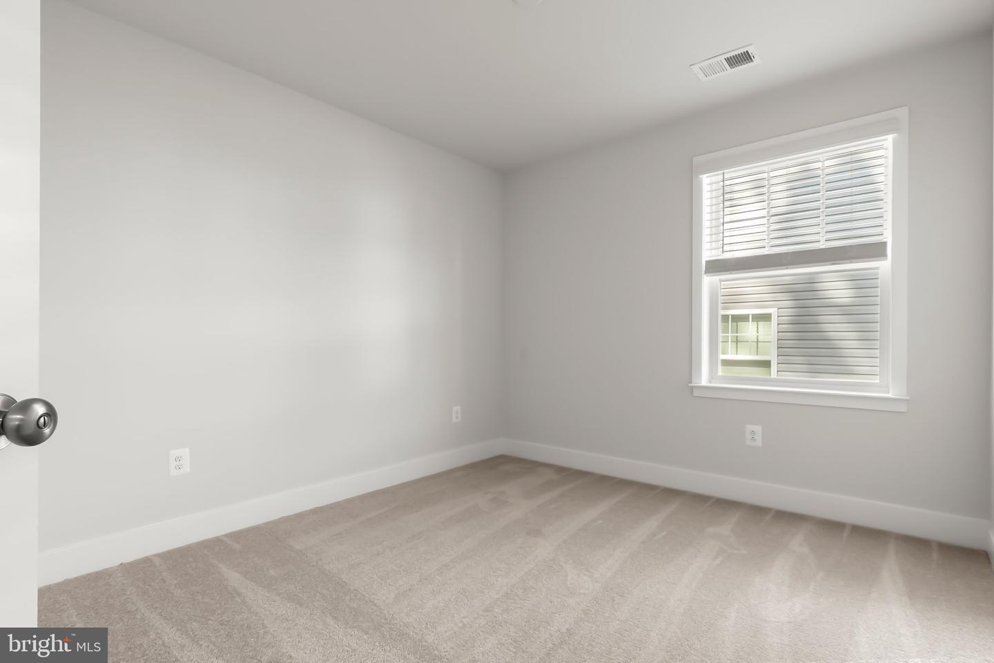 9324 Meredith Ave Property Photo 38