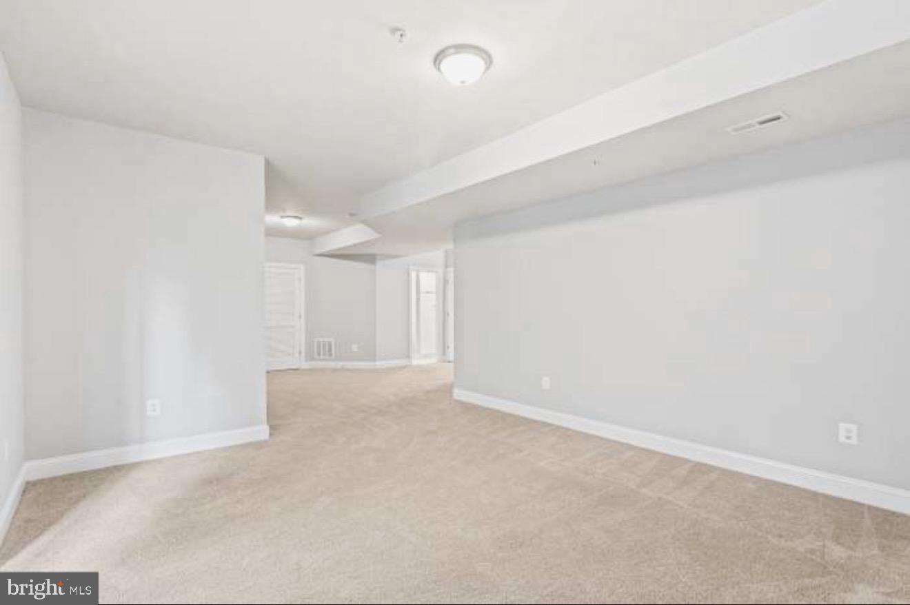 9252 Homestretch Ct Property Photo 9