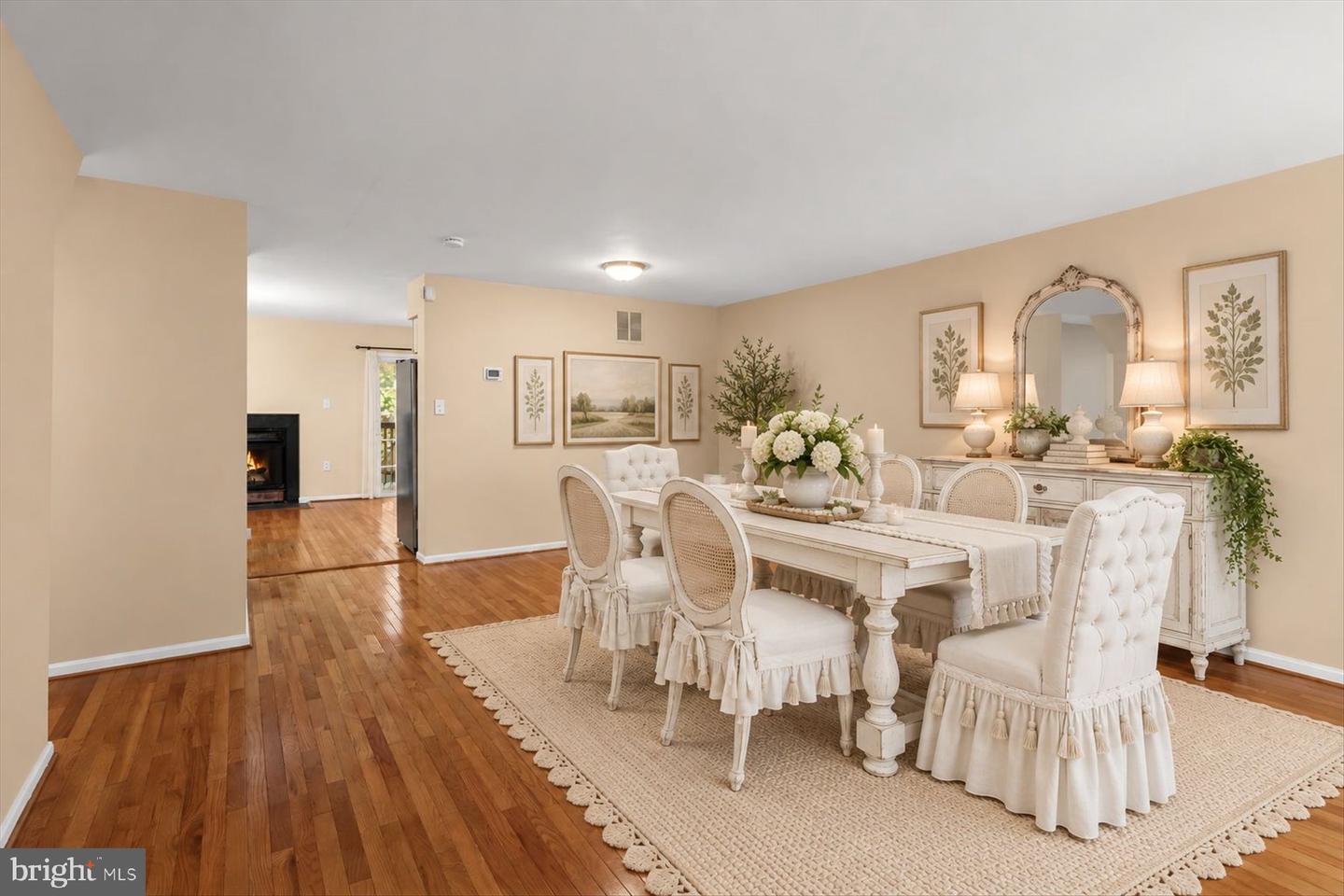 7465 Swan Point Way #4-8 Property Photo 8