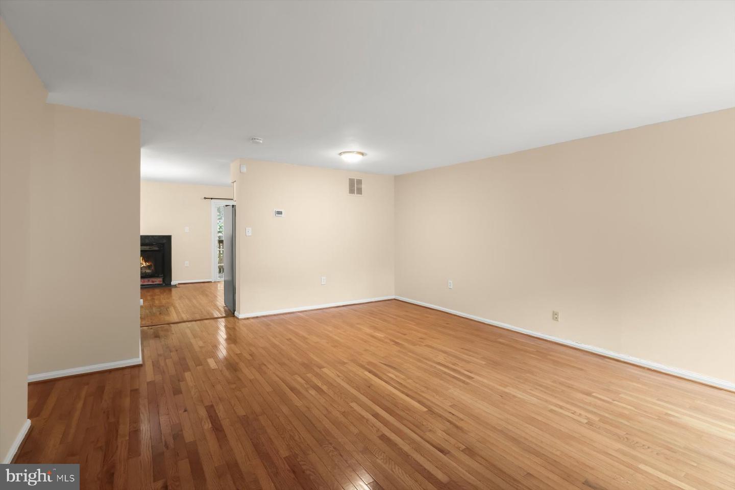 7465 Swan Point Way #4-8 Property Photo 9