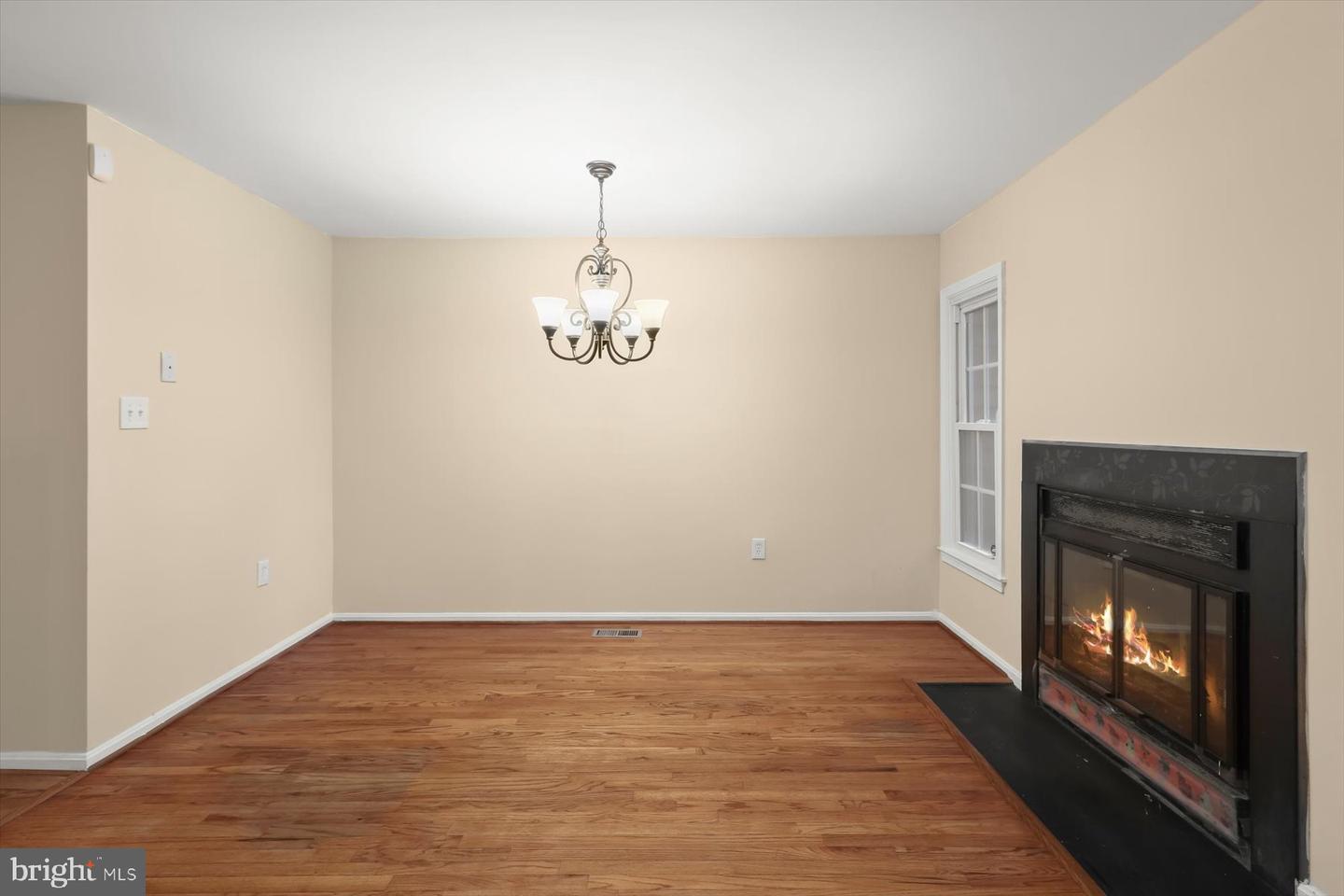 7465 Swan Point Way #4-8 Property Photo 19