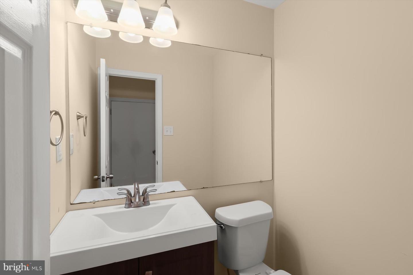 7465 Swan Point Way #4-8 Property Photo 20