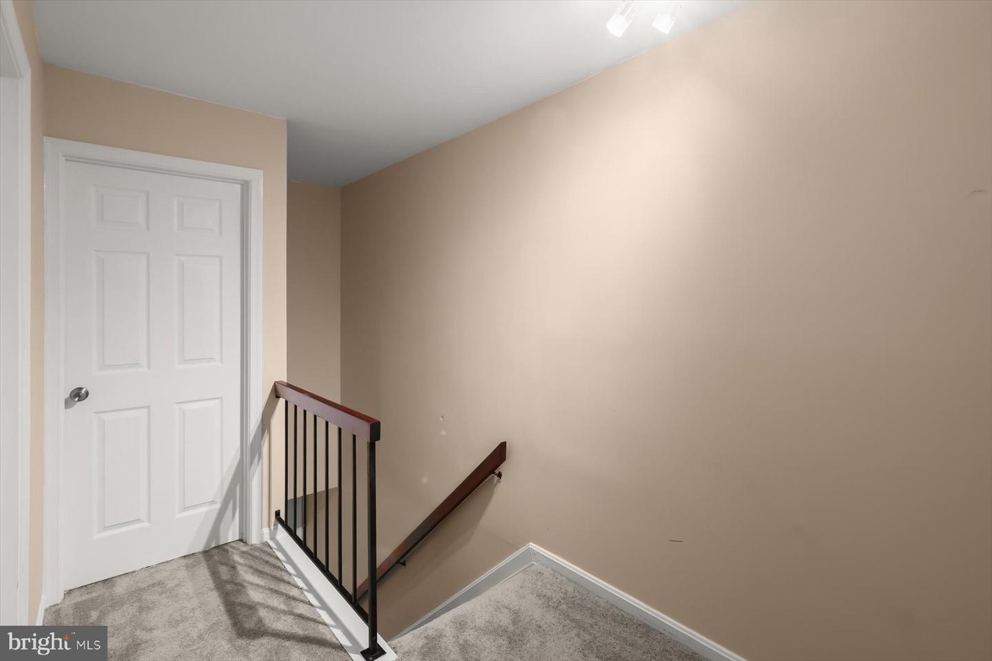 7465 Swan Point Way #4-8 Property Photo 21