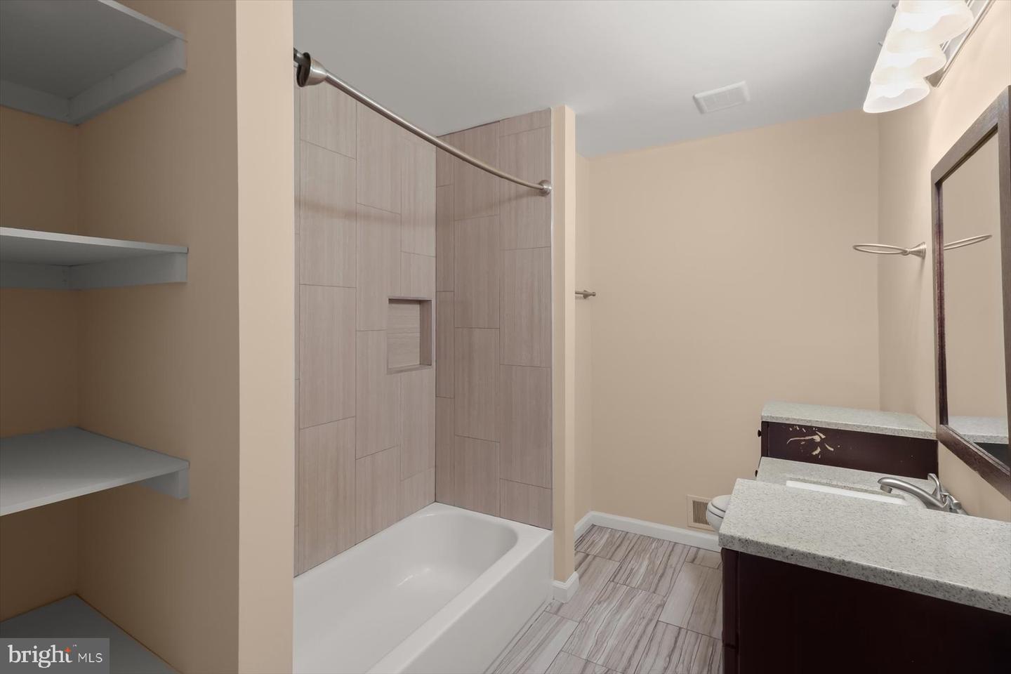 7465 Swan Point Way #4-8 Property Photo 27