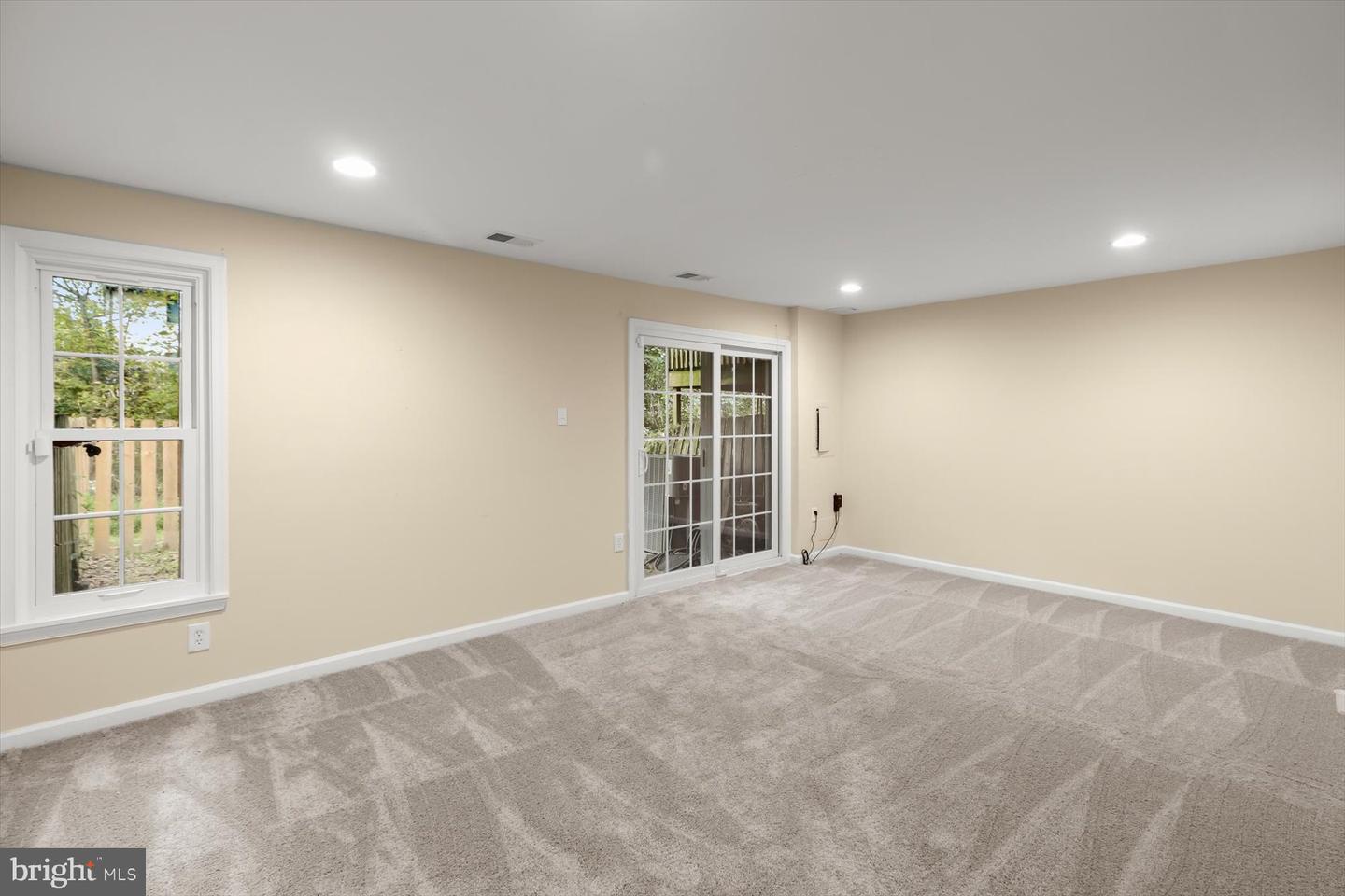 7465 Swan Point Way #4-8 Property Photo 34