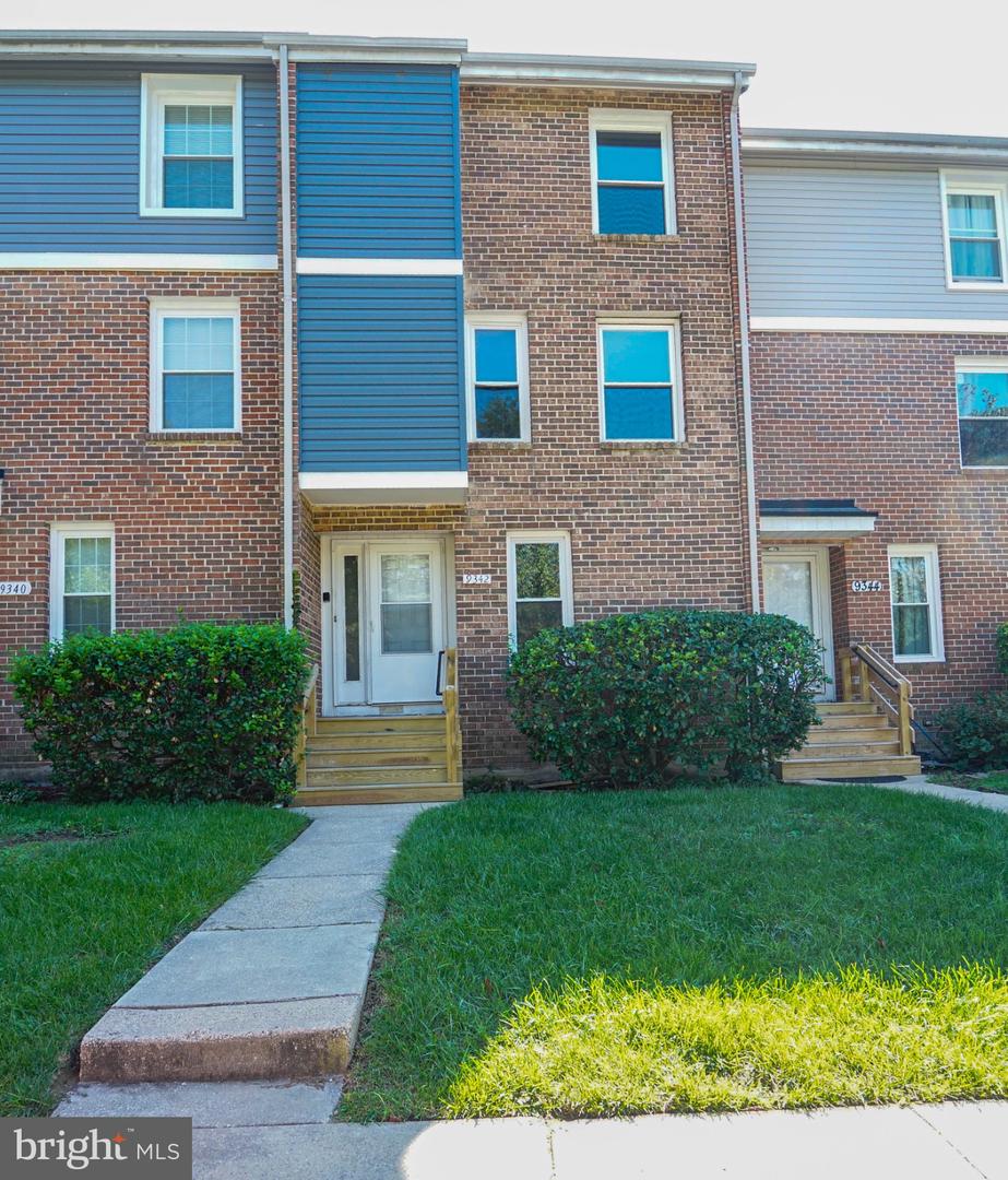 9342 Canterbury Rdng #11 Property Photo 1