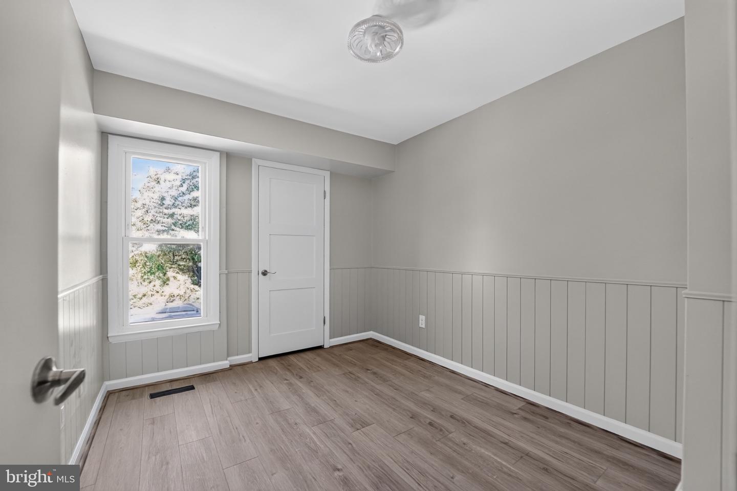 9342 Canterbury Rdng #11 Property Photo 17
