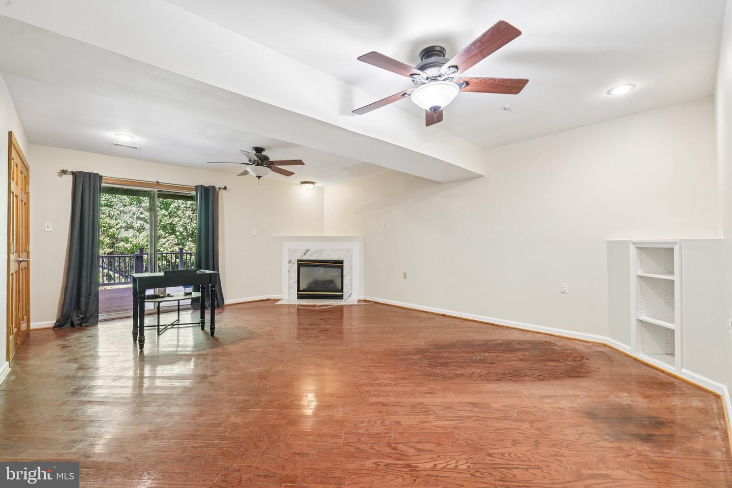 6175 Silver Arrows Way Property Photo 6