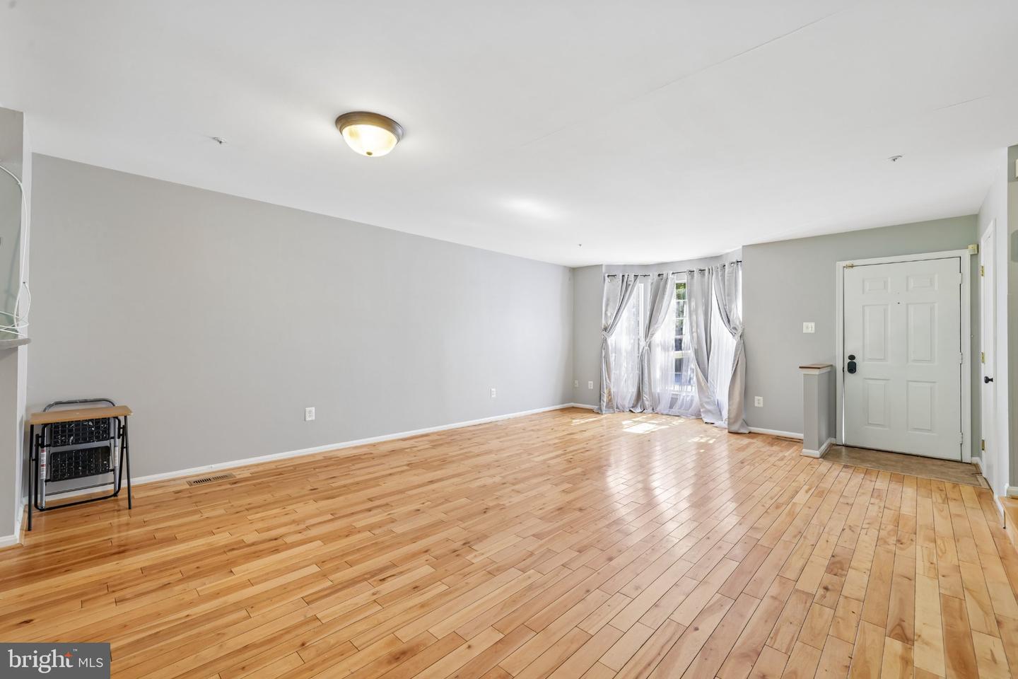 6175 Silver Arrows Way Property Photo 11