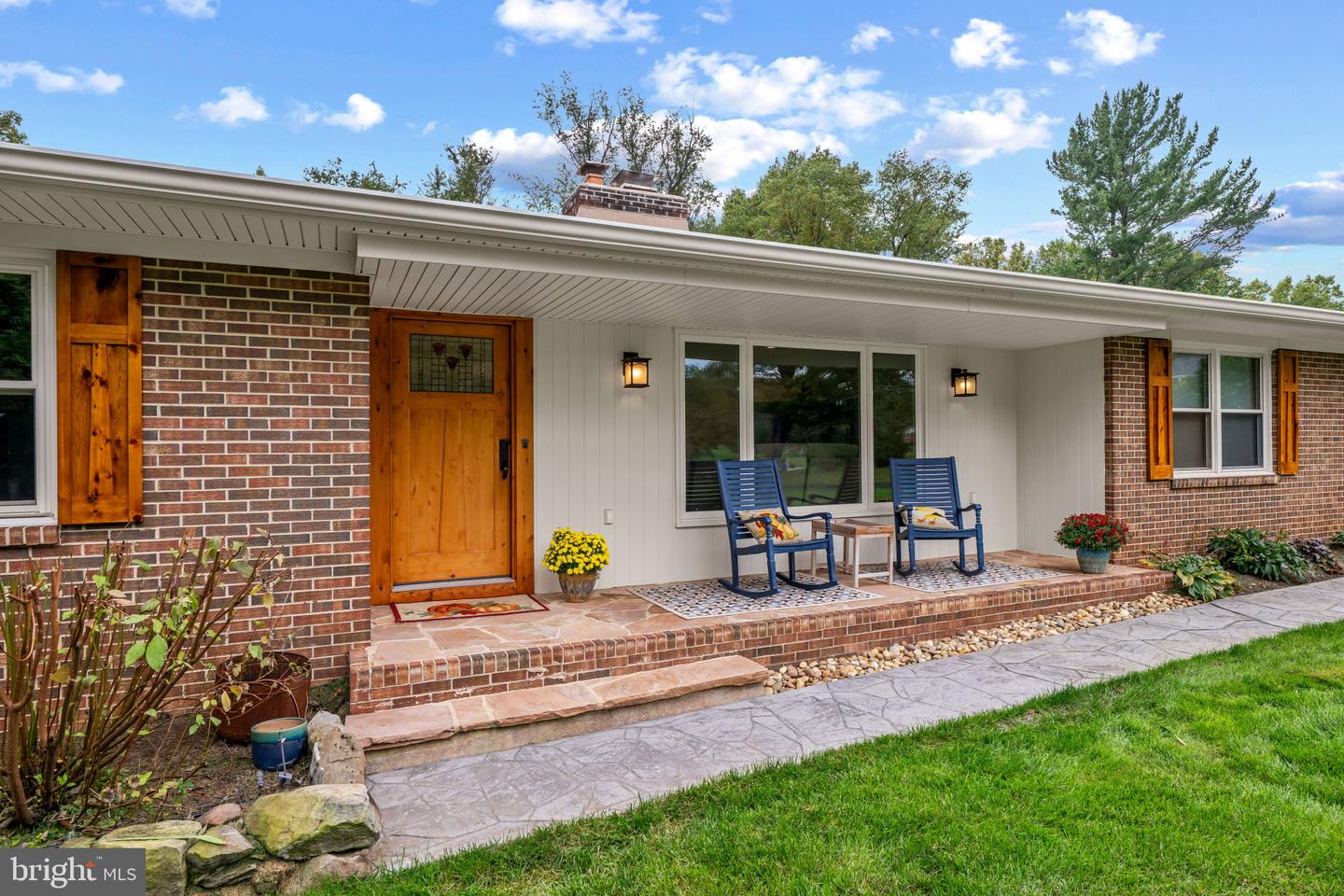 11697 Wayneridge St Property Photo 2
