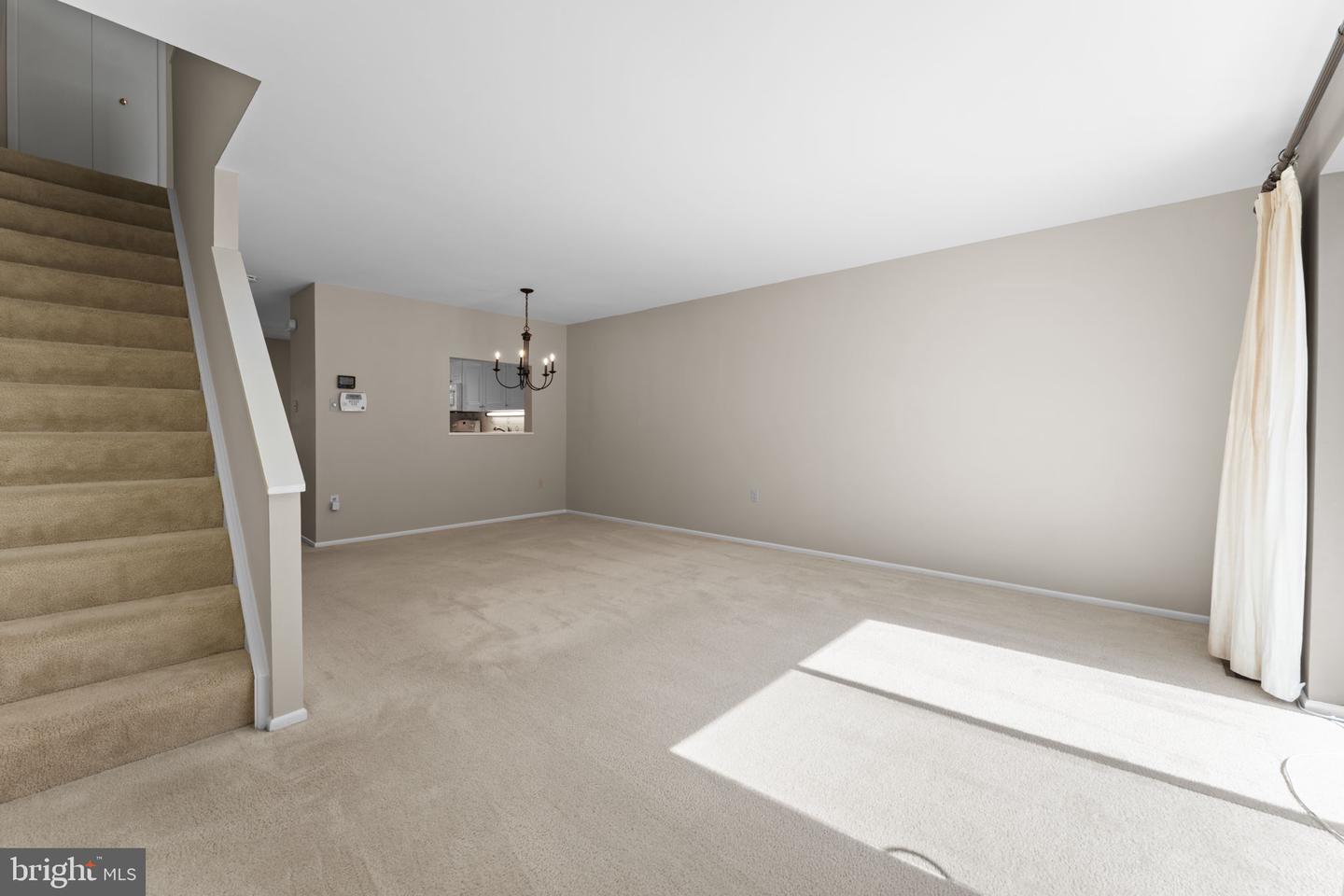 9707 Early Spring Way Property Photo 14