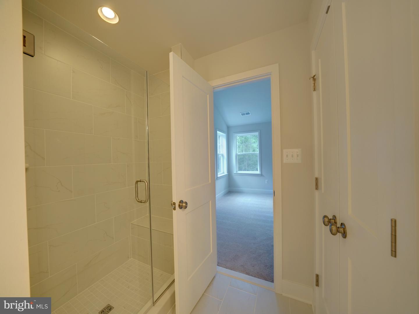 9429 Fairview Ave Property Photo 30