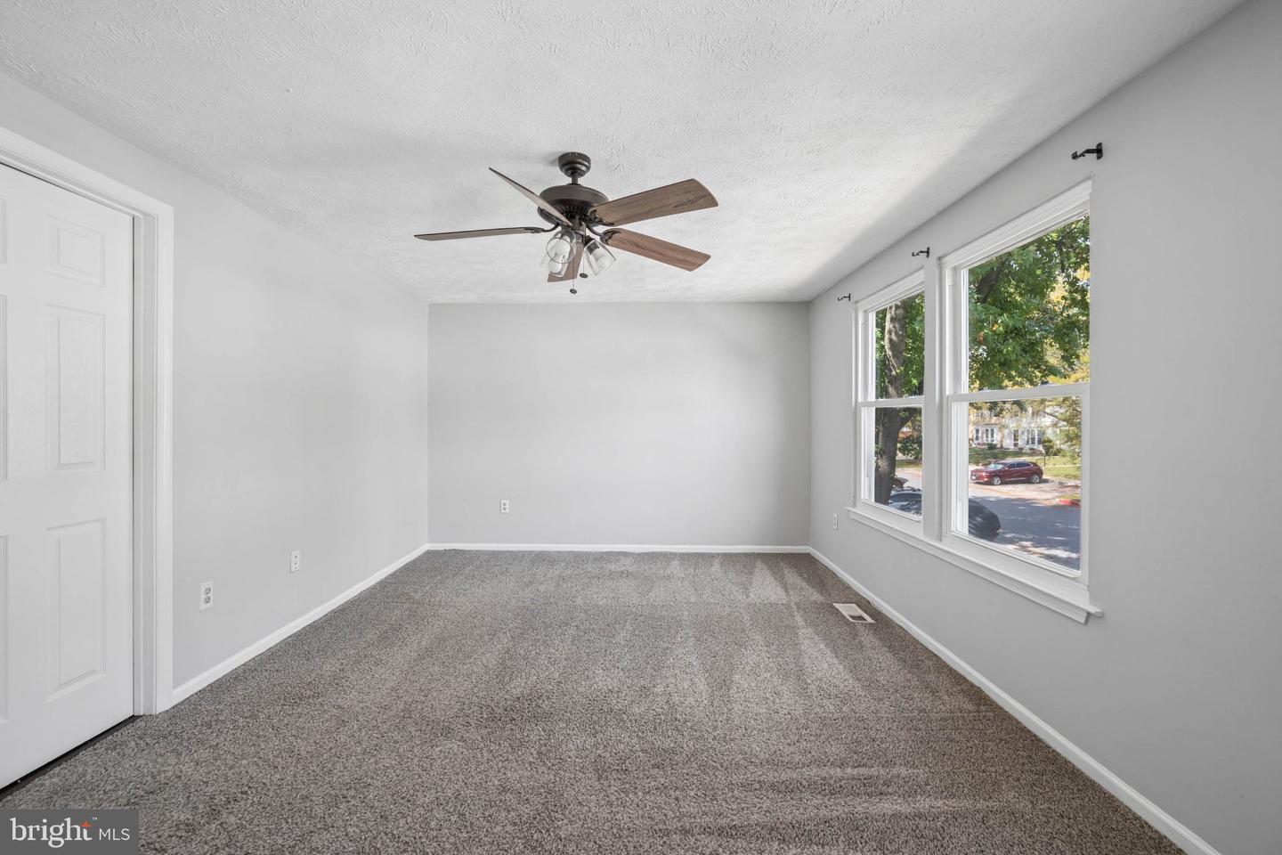 9547 Quarry Bridge Ct Property Photo 17