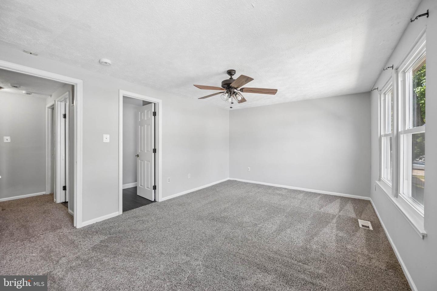 9547 Quarry Bridge Ct Property Photo 18