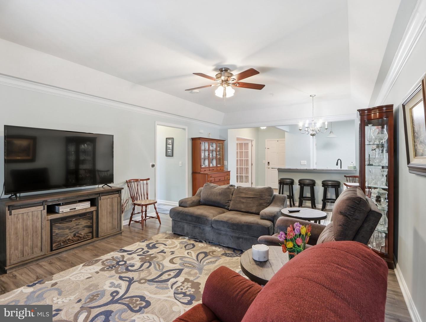 6150 Shadywood Rd #301 Property Photo 6