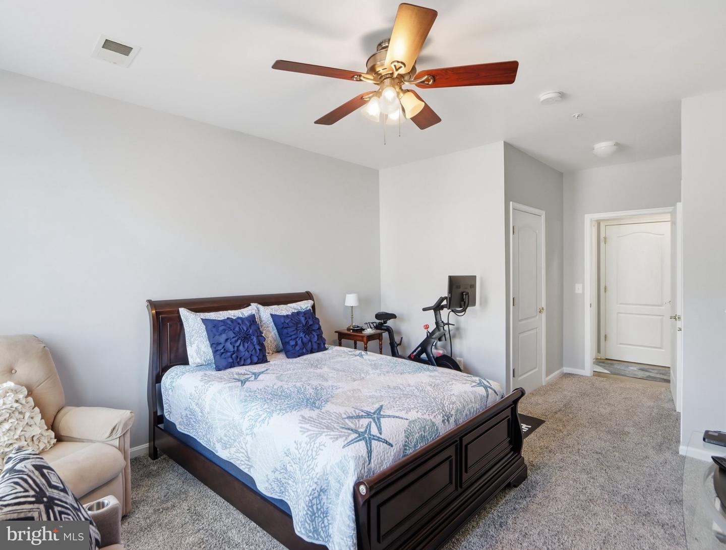 6150 Shadywood Rd #301 Property Photo 17