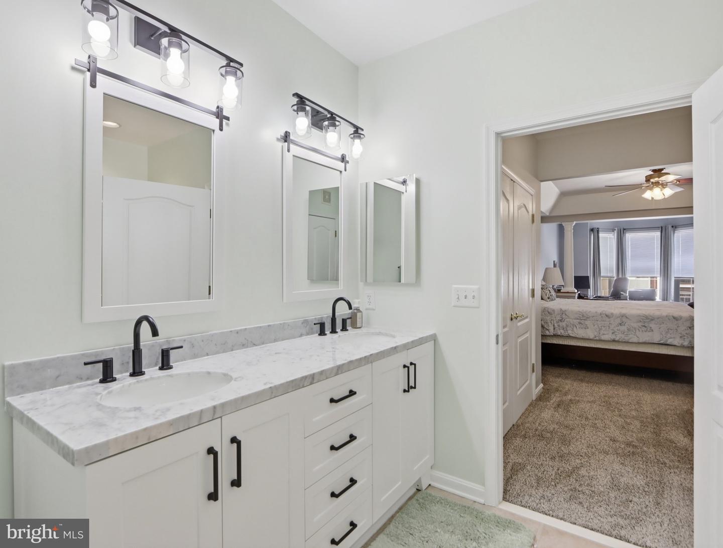 6150 Shadywood Rd #301 Property Photo 19