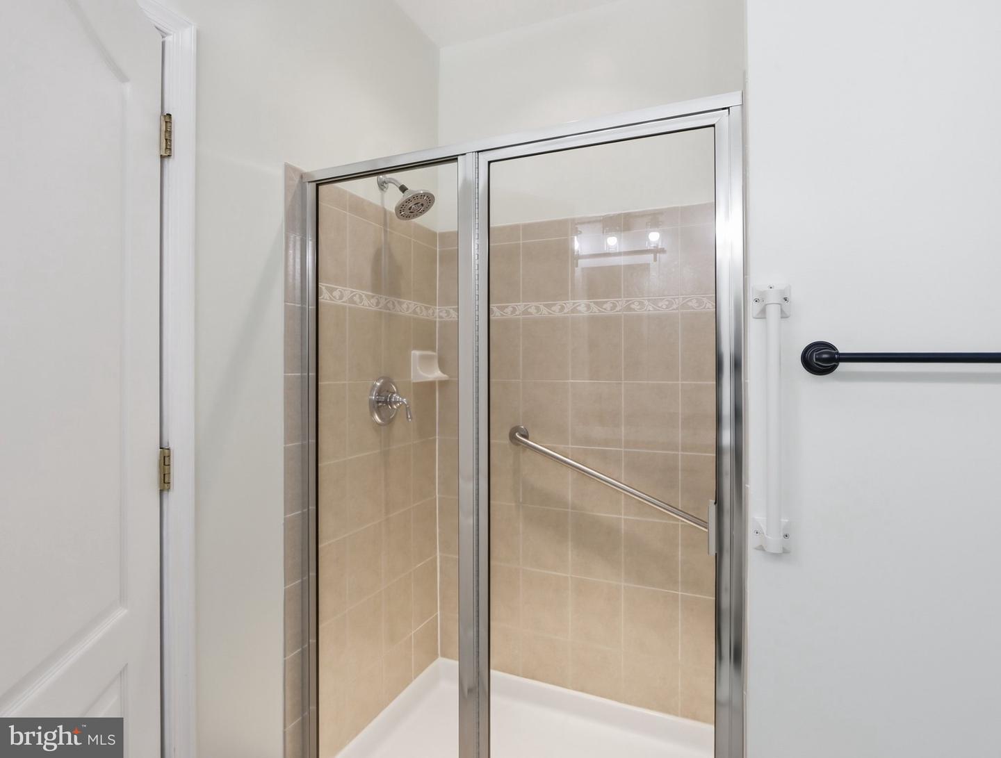 6150 Shadywood Rd #301 Property Photo 20