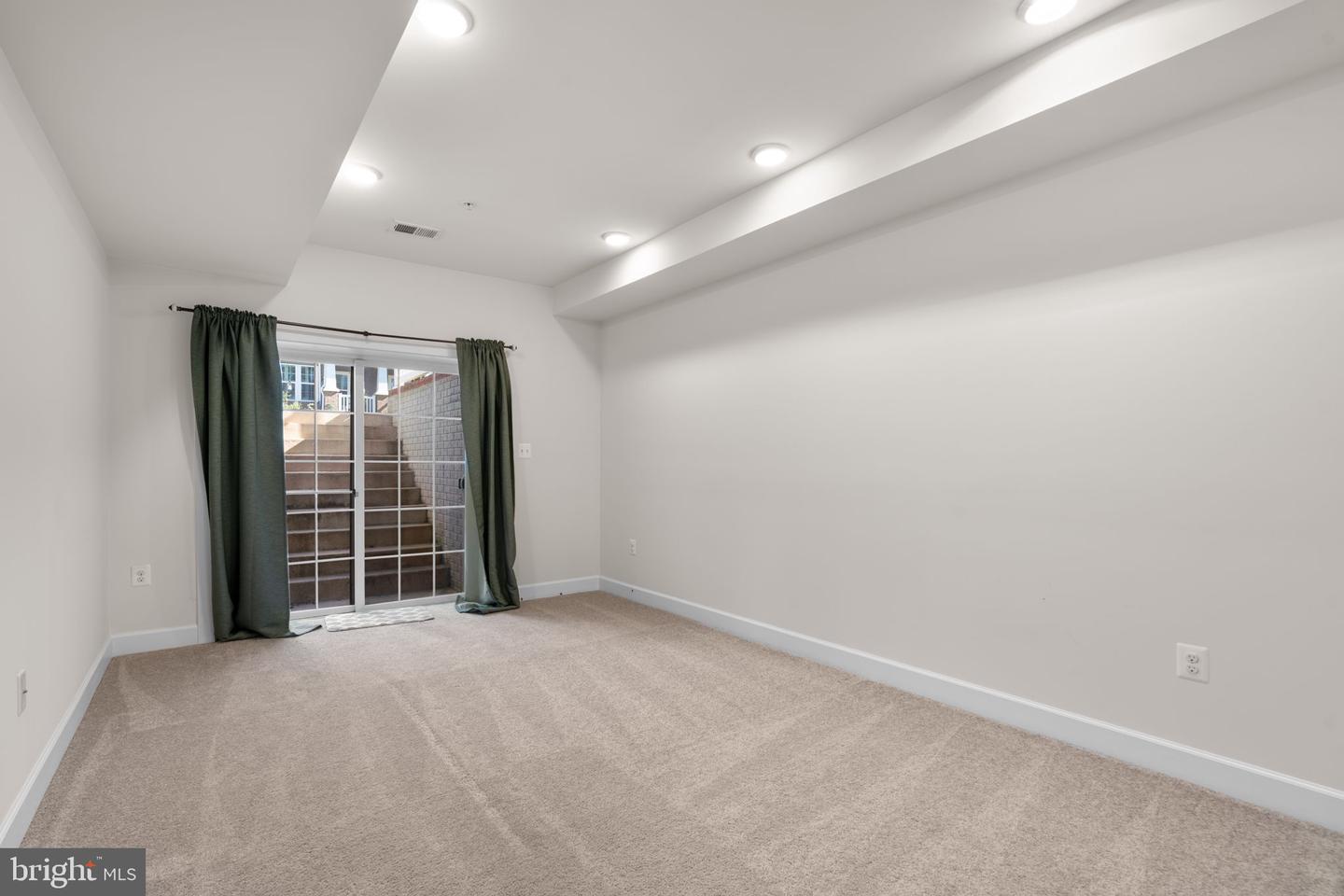 2609 Vardon Ln Property Photo 47