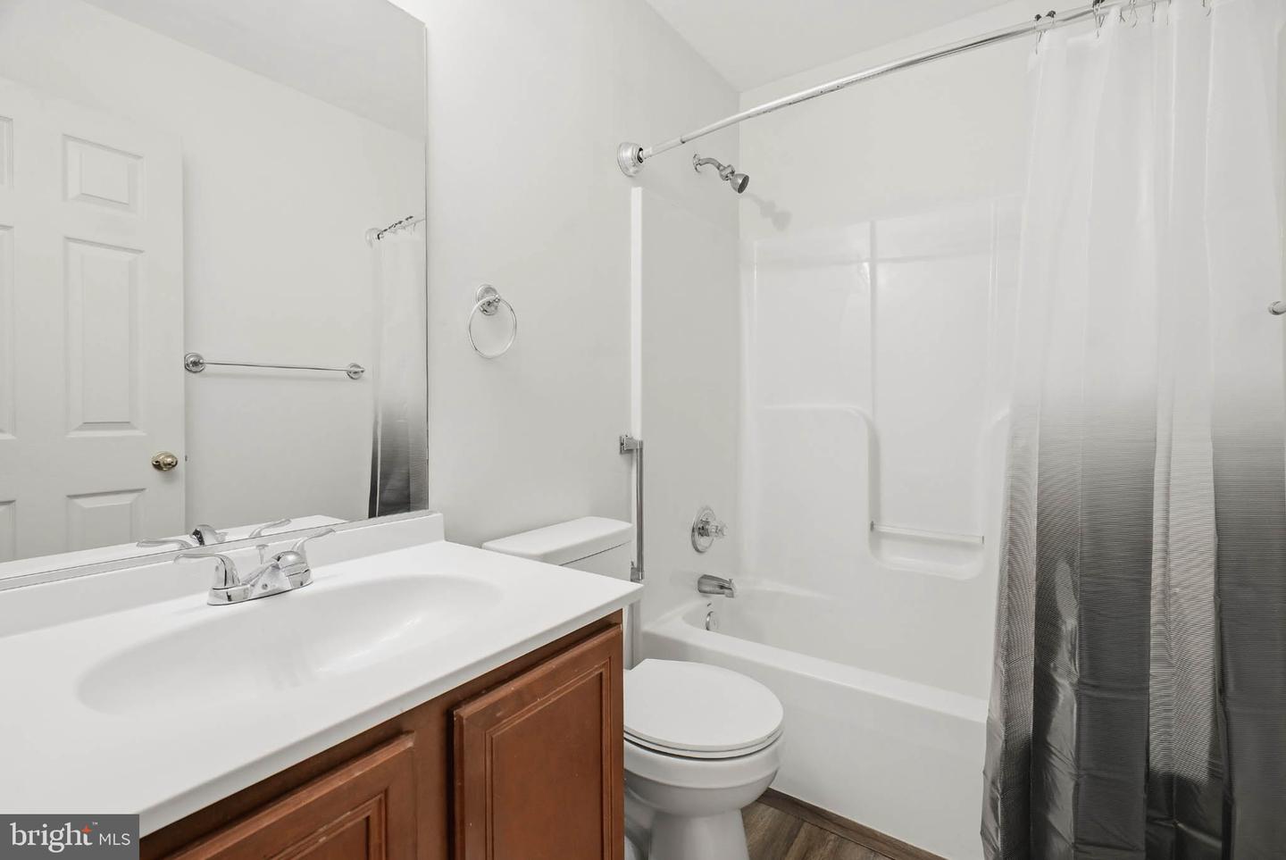 5757 Augustine Ave Property Photo 27