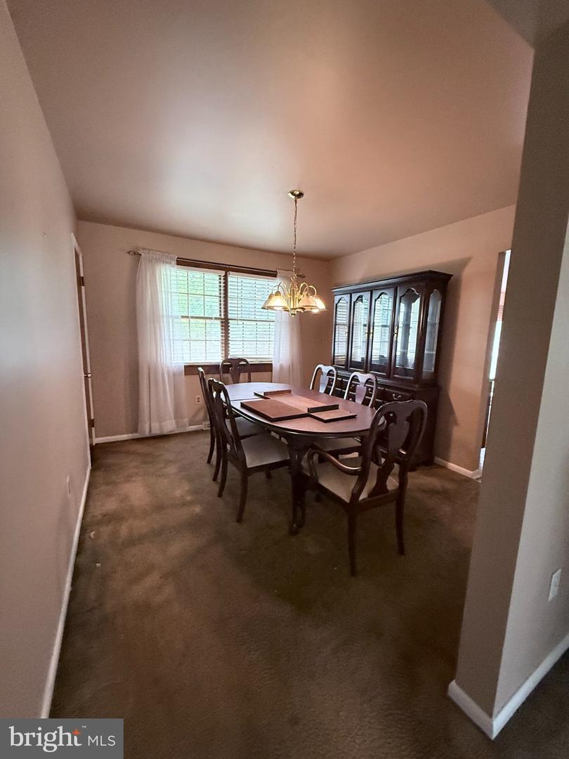 2814 Southview Rd Property Photo 5