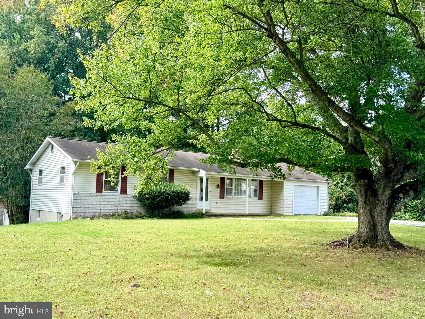 2814 Southview Rd Property Photo 24