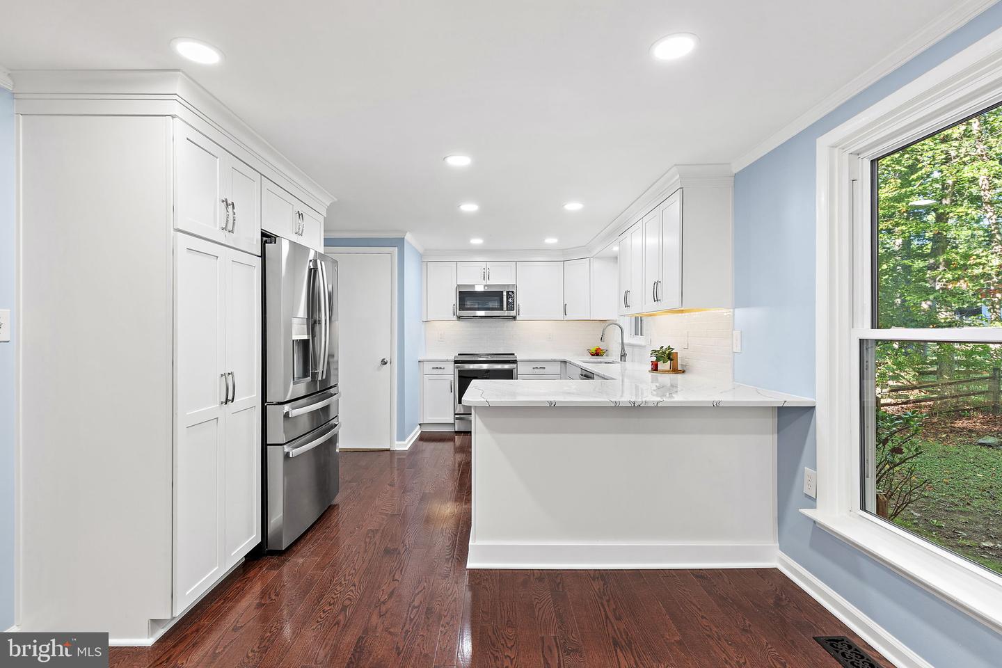 10384 Launcelot Ln Property Photo 16