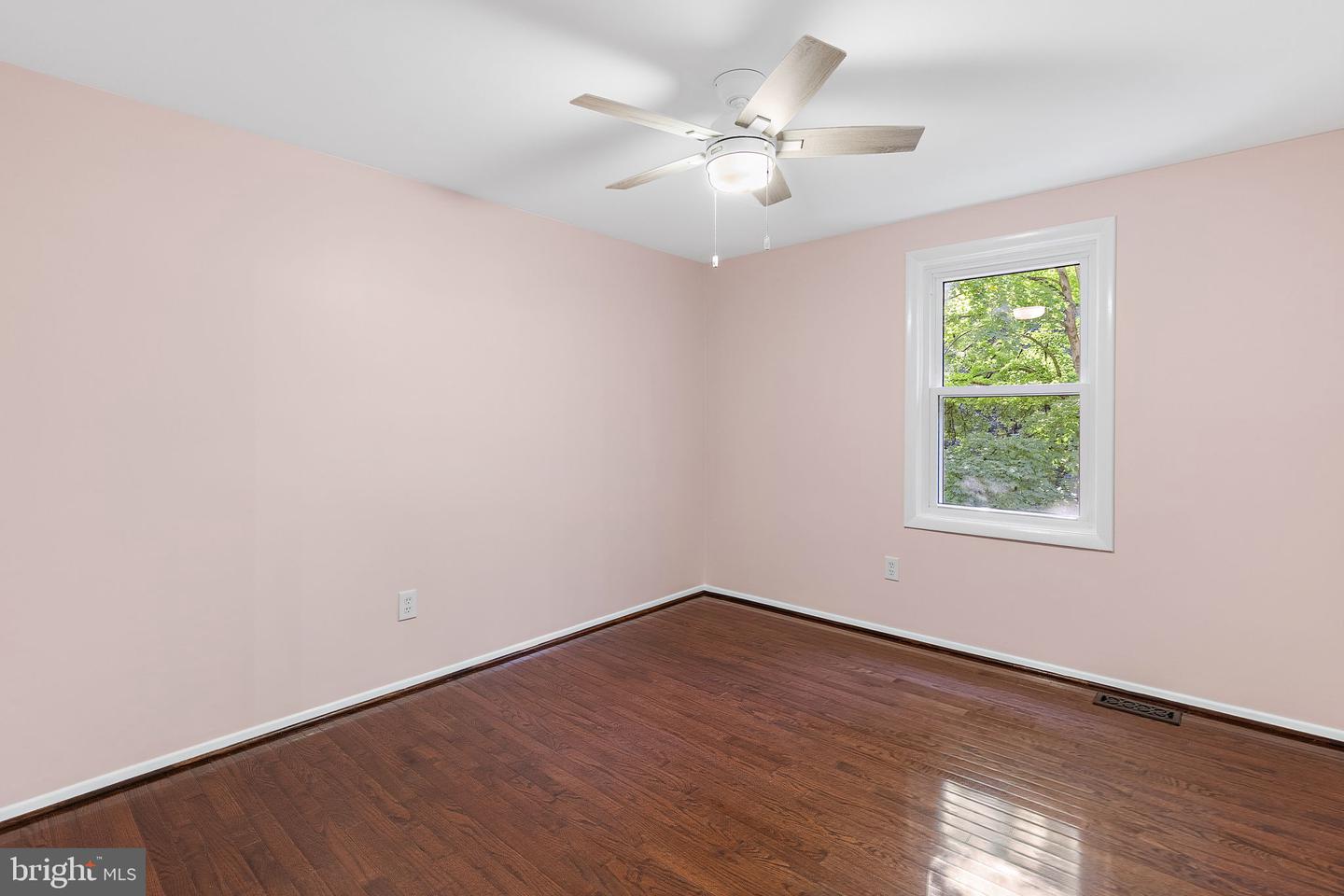 10384 Launcelot Ln Property Photo 27