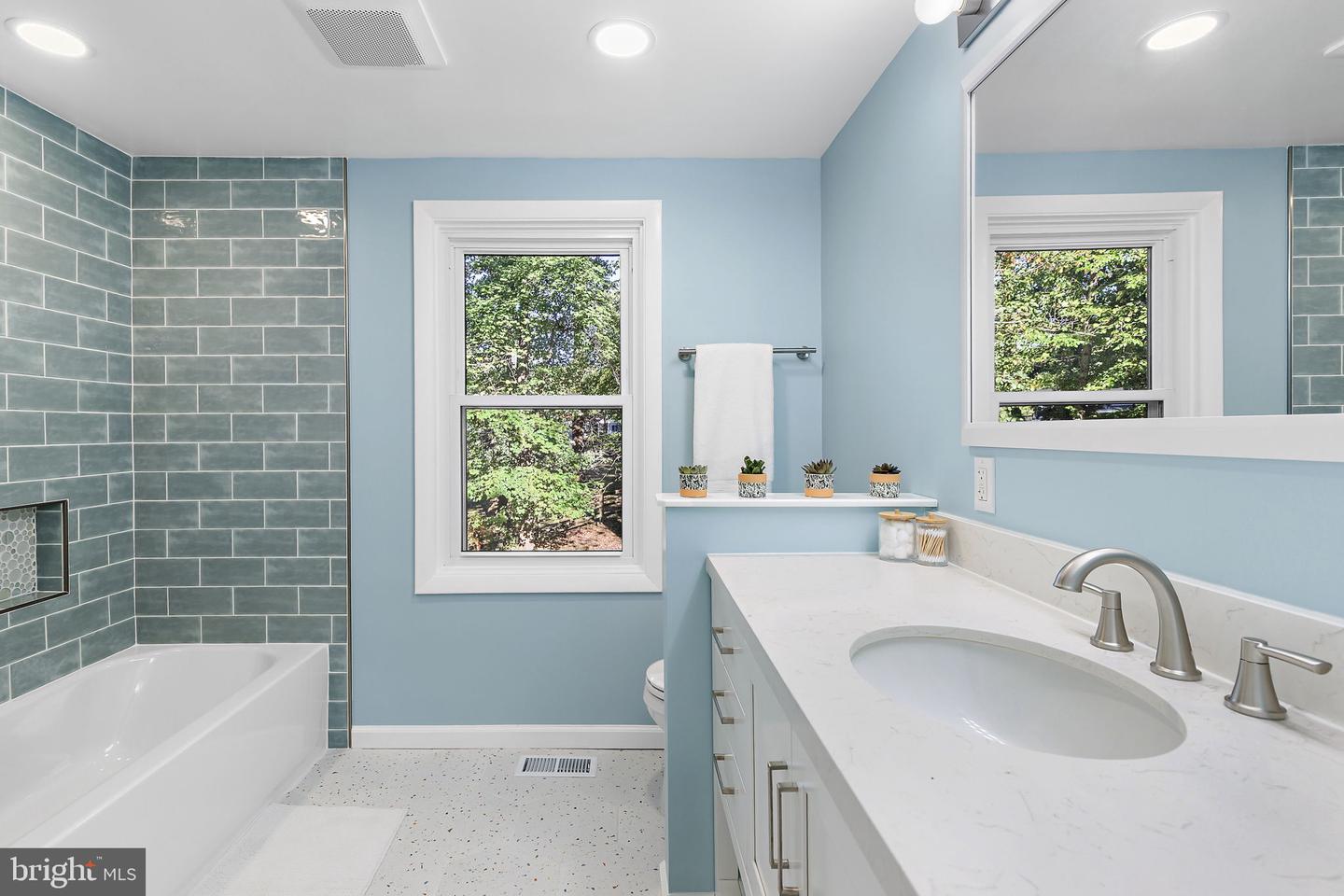 10384 Launcelot Ln Property Photo 31