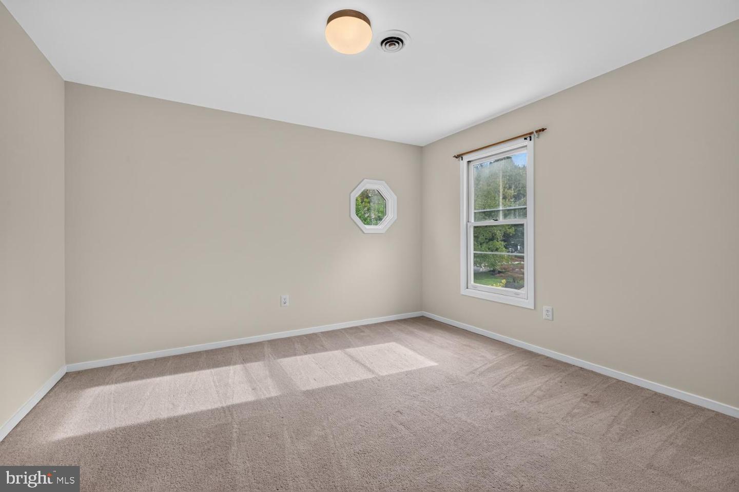 12114 Blue Flag Way Property Photo 28