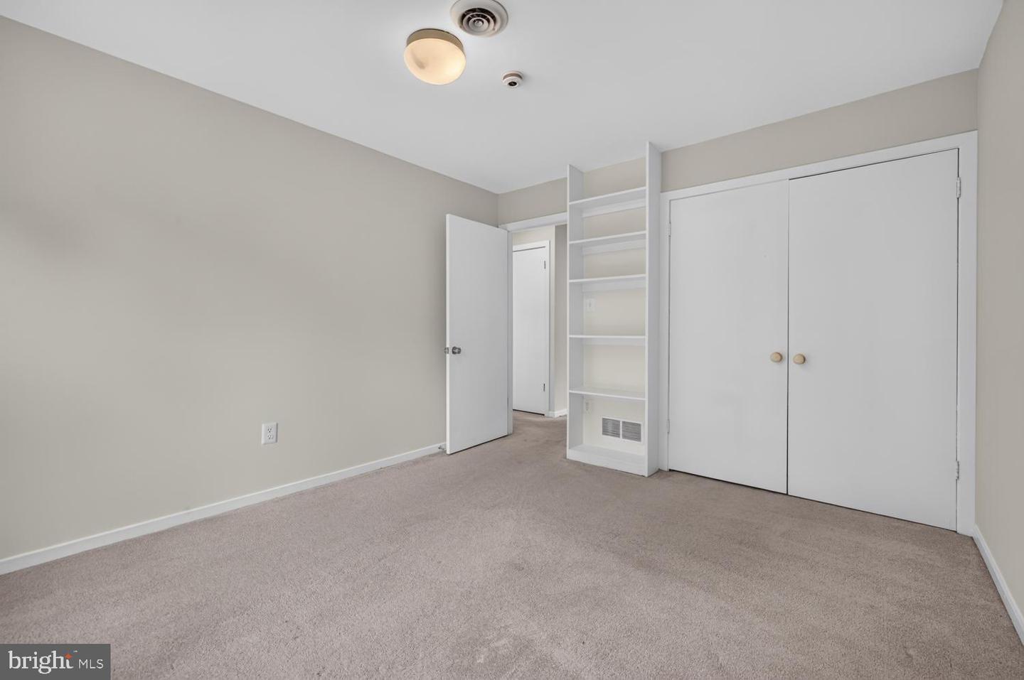 12114 Blue Flag Way Property Photo 31