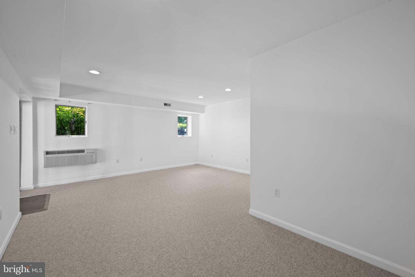 6614 Corina Ct Property Photo 63