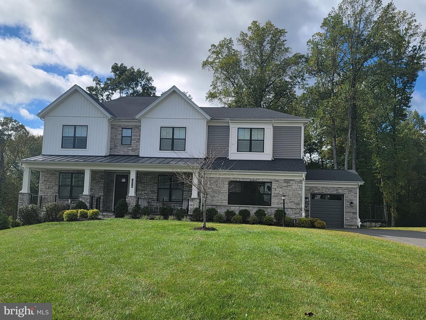 10528 Pudding Ln Property Photo 1