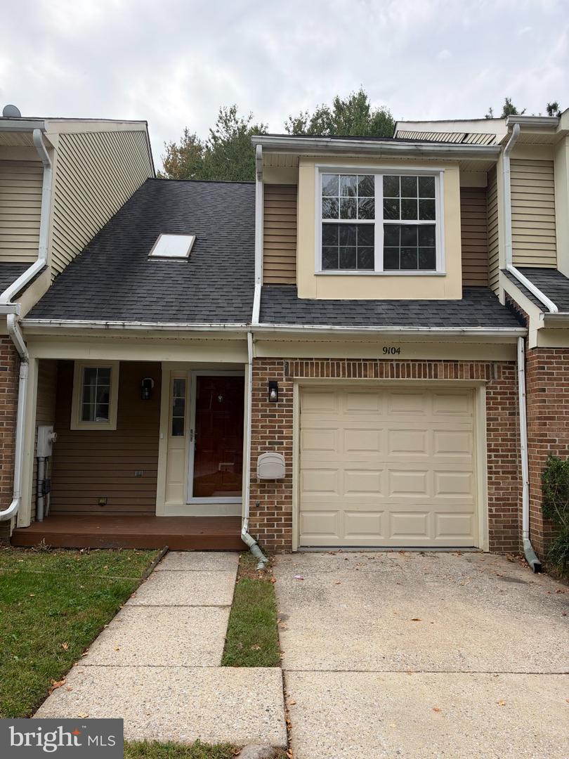 9104 EMERSONS REACH Property Photo 1