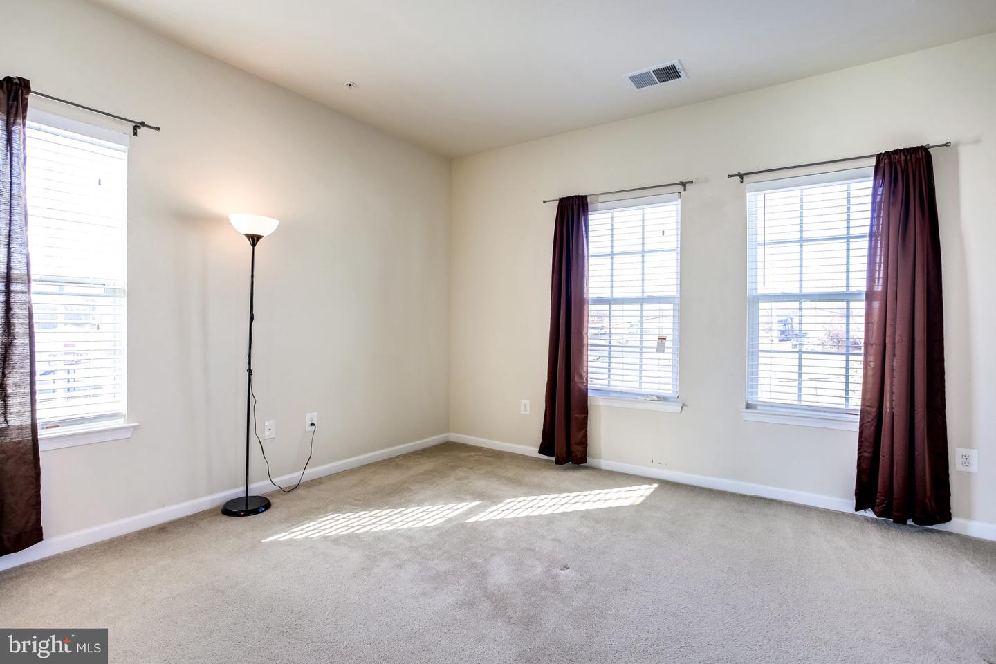 7125 Penny Ln Property Photo 2