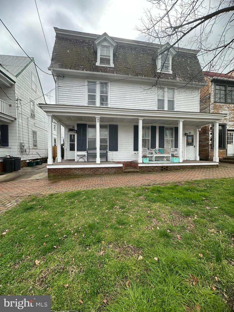 349 High St Property Photo 2