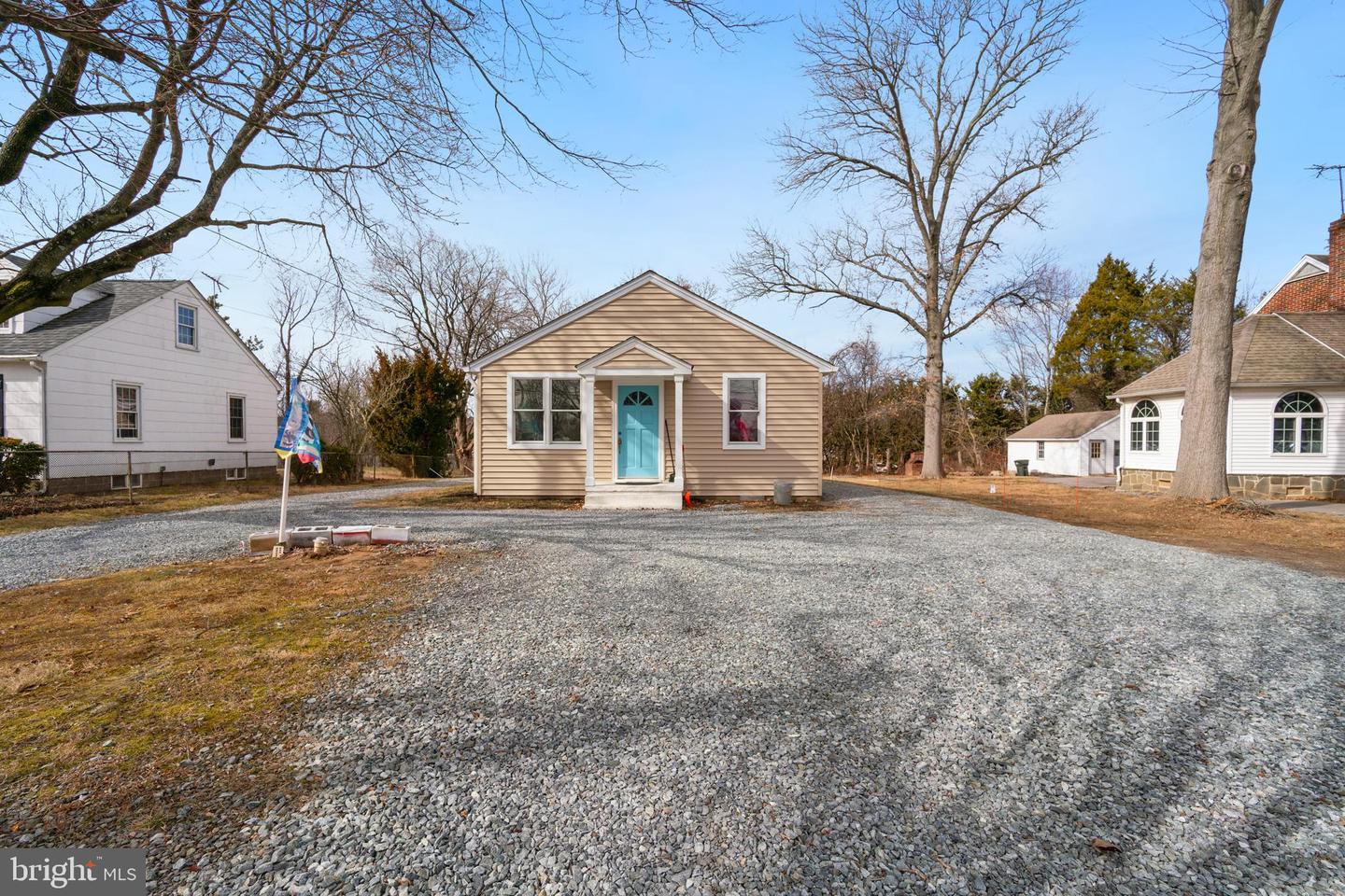 866 Washington Ave Property Photo