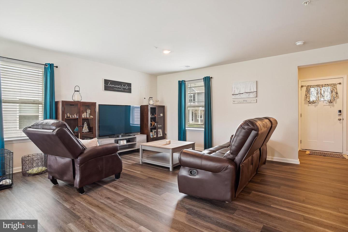 110 Flying Cloud Court Property Photo 4