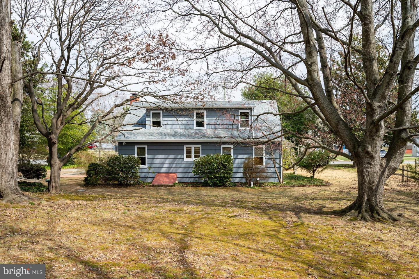 306 Cedar St Property Photo 5