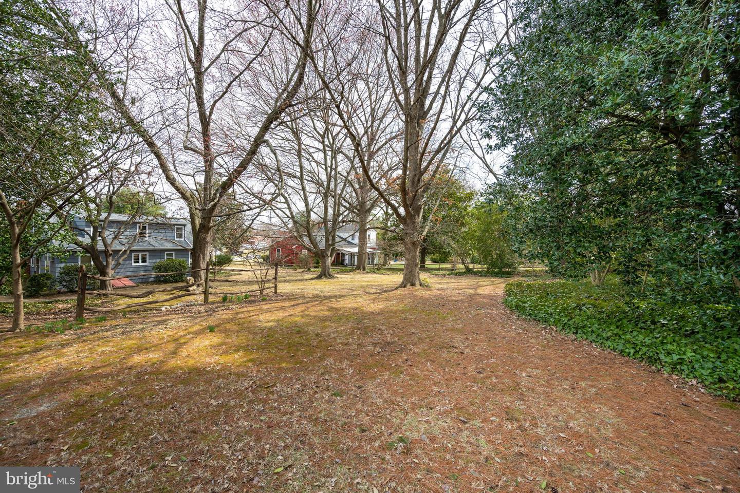 306 Cedar St Property Photo 7