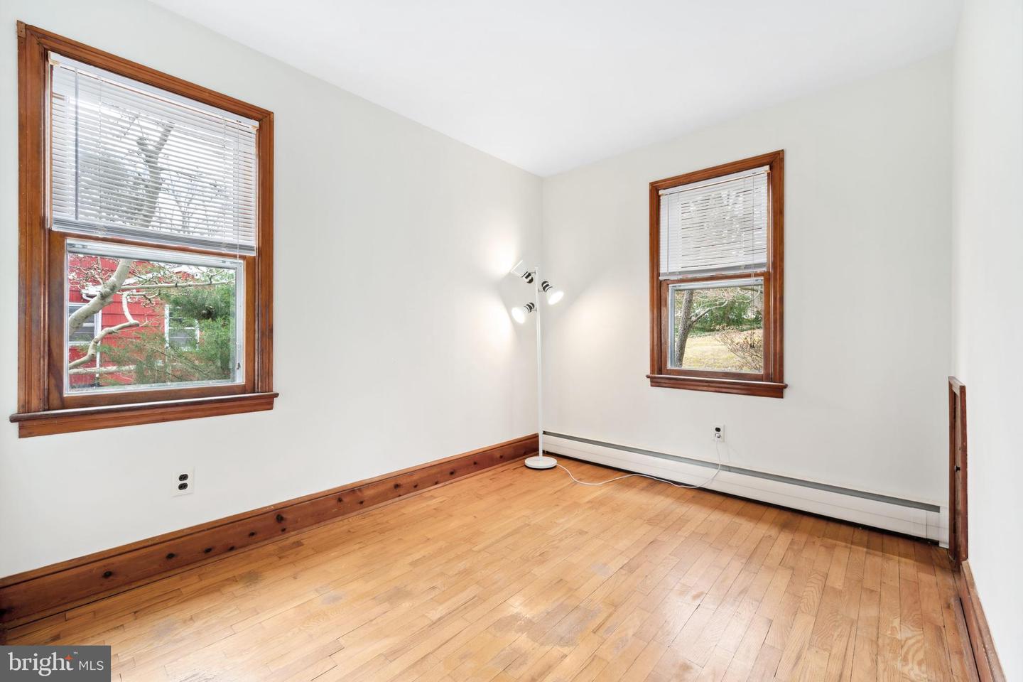 306 Cedar St Property Photo 21